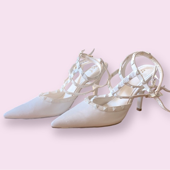 🗯Stud Strappy heels🗯 - Picture 2 of 8